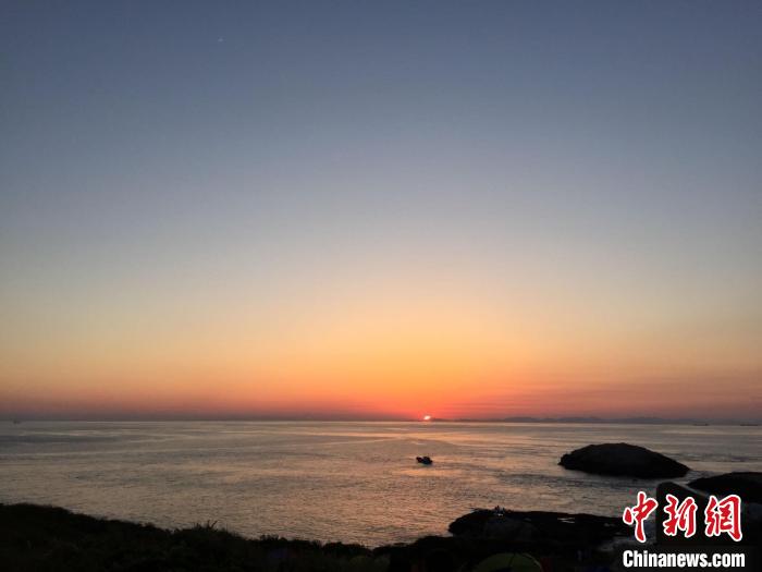 浙江海域一景?！×植?攝