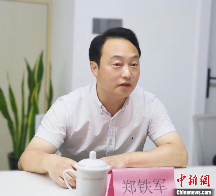寧德市臺(tái)港澳辦主任鄭鐵軍講話?！窃式?攝