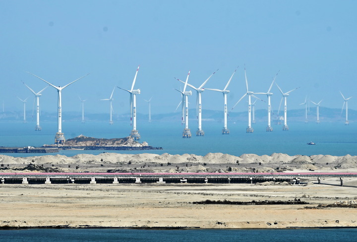 2021年3月9日，三峽福清興化灣海上風(fēng)電場(chǎng)。新華社記者 林善傳 攝