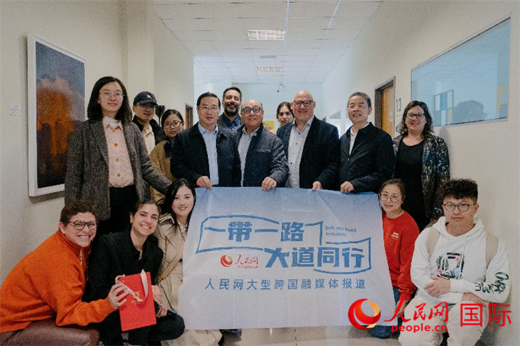 人民網(wǎng)“一帶一路 大道同行”大型跨國(guó)融媒體報(bào)道組走進(jìn)烏拉圭。人民網(wǎng)記者 張若涵攝