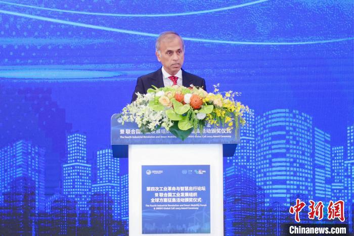聯(lián)合國駐華協(xié)調(diào)員常啟德發(fā)表演講。
