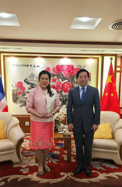 中國(guó)駐泰國(guó)大使會(huì)見泰國(guó)民聯(lián)廳候任廳長(zhǎng)。中國(guó)駐泰國(guó)大使館供圖
