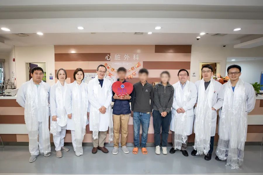 17歲少年咳嗽發(fā)熱15天，找不到感染原因！一查心臟更嚇人！上海醫(yī)生出手→