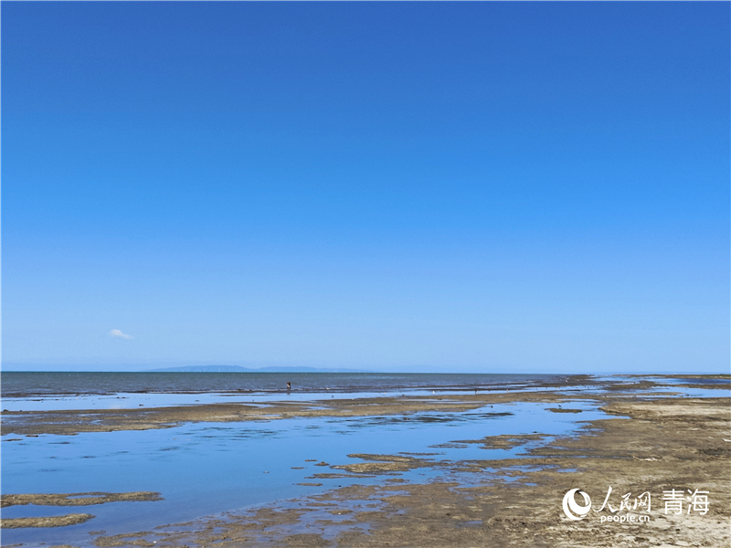   青海湖仙女灣。人民網(wǎng) 張莉萍攝