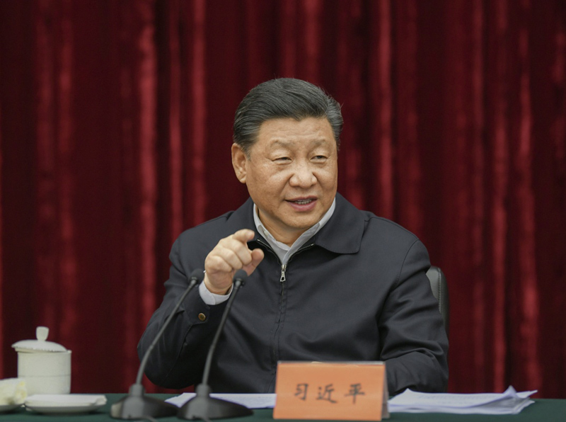 2019年4月15日至17日，中共中央總書記、國(guó)家主席、中央軍委主席習(xí)近平在重慶考察，并主持召開解決“兩不愁三保障”突出問(wèn)題座談會(huì)。這是4月16日下午，習(xí)近平主持召開解決“兩不愁三保障”突出問(wèn)題座談會(huì)并發(fā)表重要講話。新華社記者 謝環(huán)馳 攝