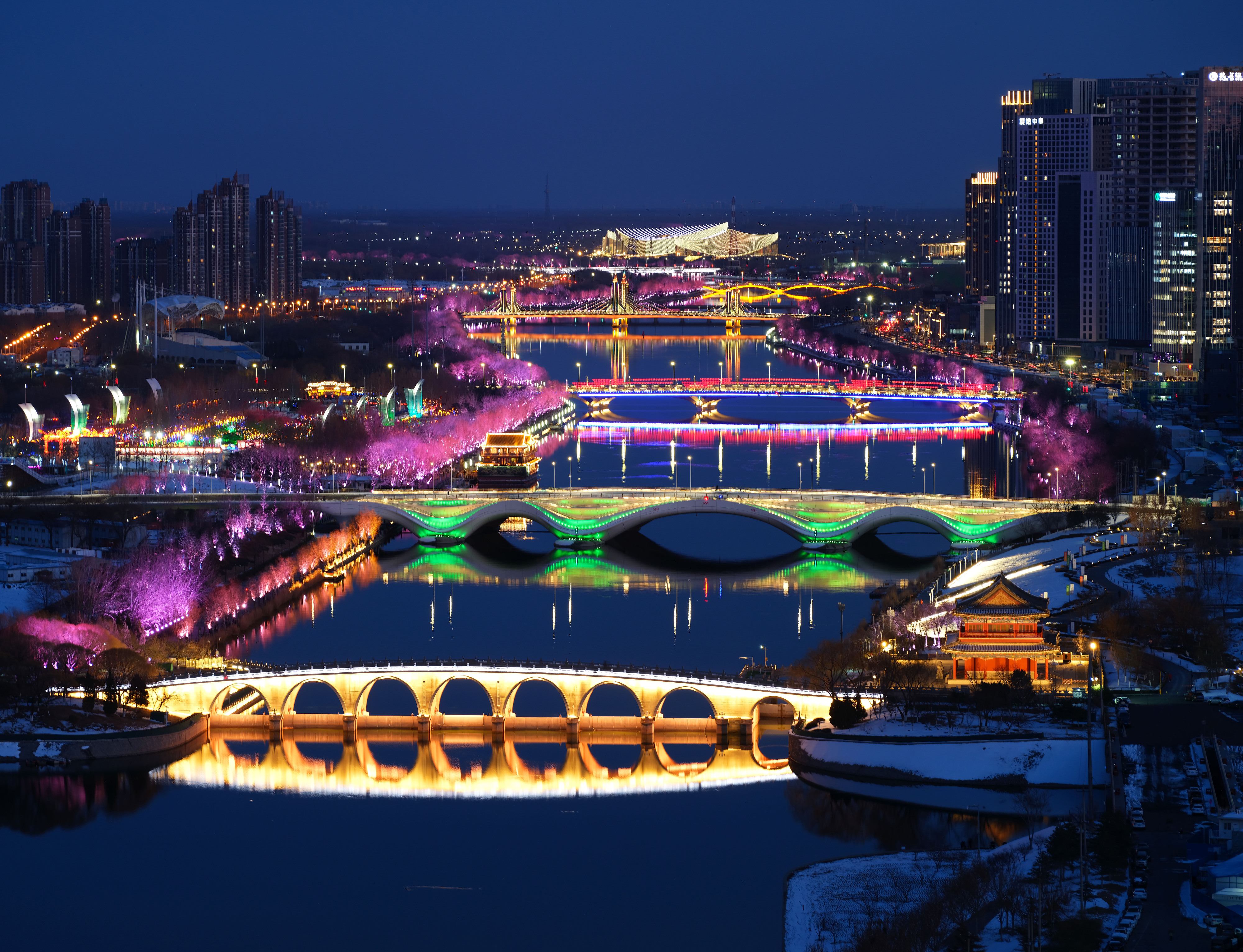 2024年2月22日，京杭大運(yùn)河北京通州段夜景。