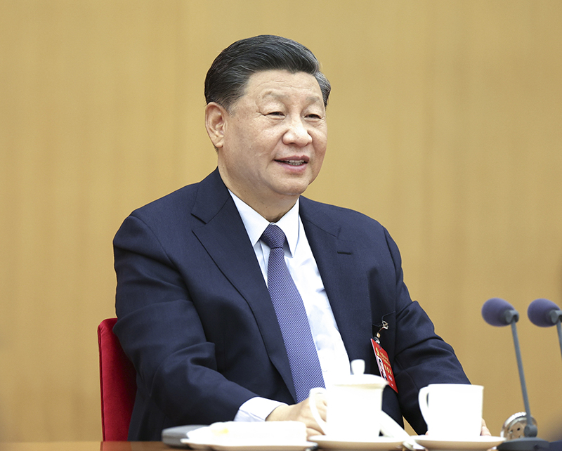 2022年10月17日，習(xí)近平同志參加黨的二十大廣西代表團(tuán)討論。