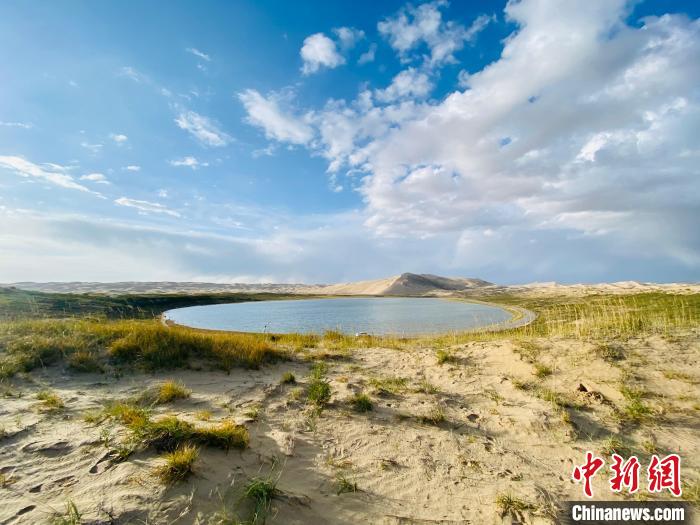 圖為關(guān)停四年后的沙島景區(qū)現(xiàn)狀?！±罱瓕?攝