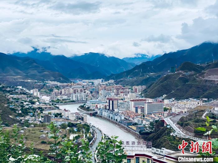 圖為“藏東明珠”昌都。　李江寧 攝