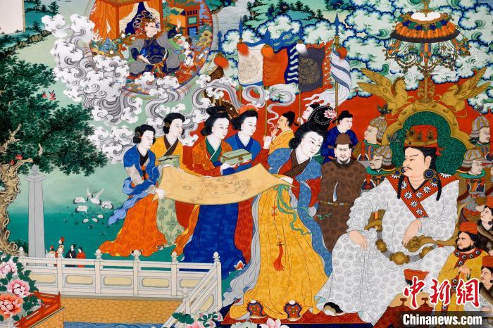 圖為5月16日，展覽中的新創(chuàng)唐卡作品(局部)?！±盍?攝